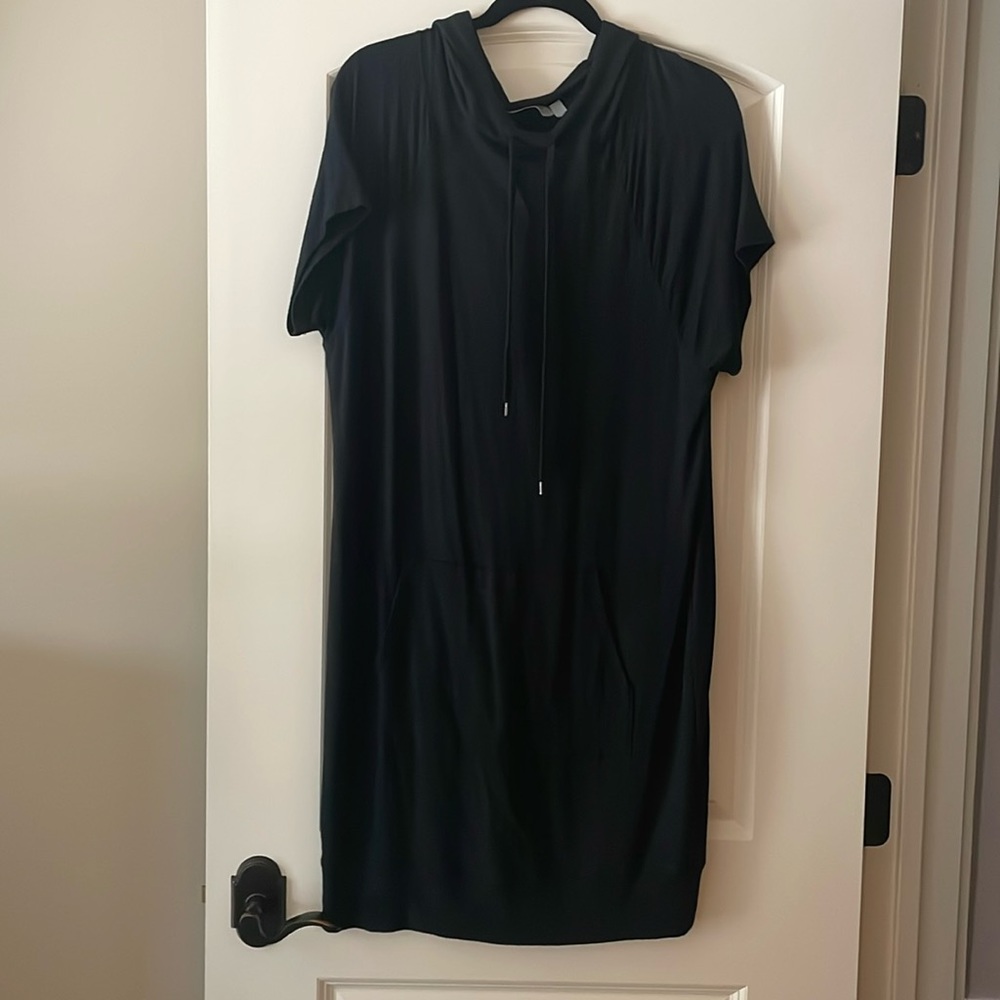 Athleta dress with hood and pockets in front